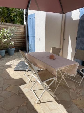 Azur Appart 4 Pers - Parking - Terrasse - 10Min Du Centre Cassis Dış mekan fotoğraf